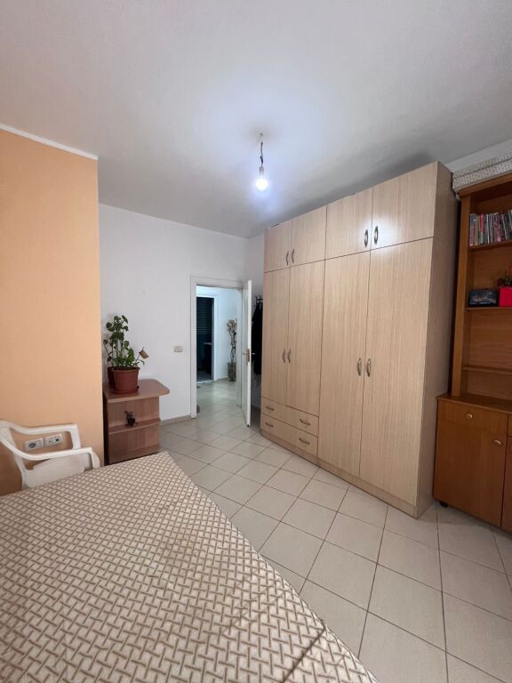 APARTAMENT 2+1 +2 Blloku i Vilave Selite, Rruga Isuf Elezi