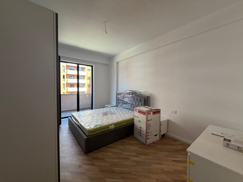 Jepet me qera apartament 2+1  + 🅿️📍 Astir, Kompleksi Urban Gate  ✔️ Kati 5✔️ Pallat me ashensor✔️ I mobiluar✔️ Ambient i bollshëm dhe i organizuar mirë✔️ Përfshihet vend parkimi  💰 Çmimi: 600 euro/muaj  📞 Për më shumë informacion ose vizitë, kontaktoni
