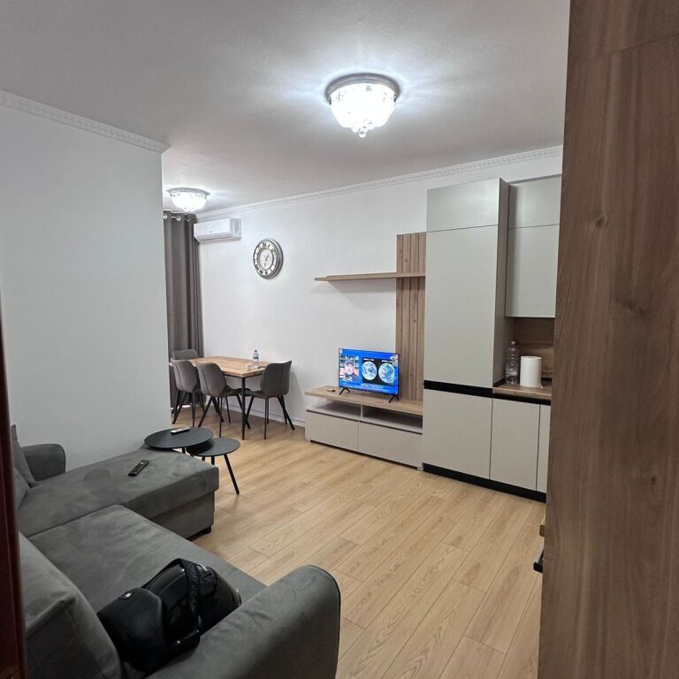 JEPET ME QERA APARTAMENT 1+1-FRESK