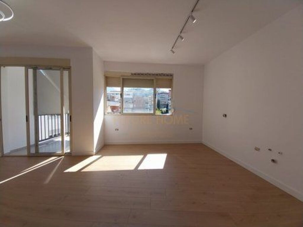 For sale, 2+1 Apartment, Melisa Pastry Shop, Fresk.