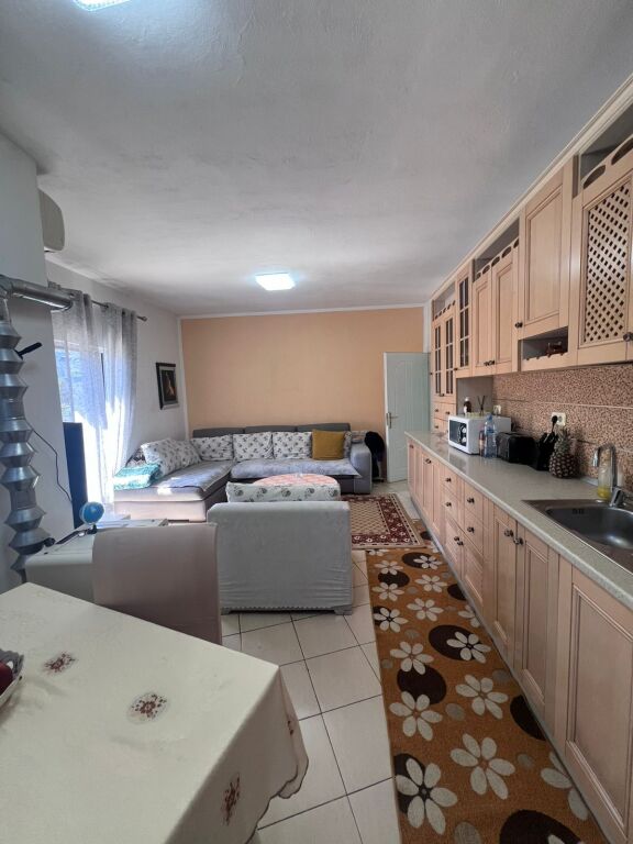 APARTAMENT 2+1 +2 Blloku i Vilave Selite, Rruga Isuf Elezi