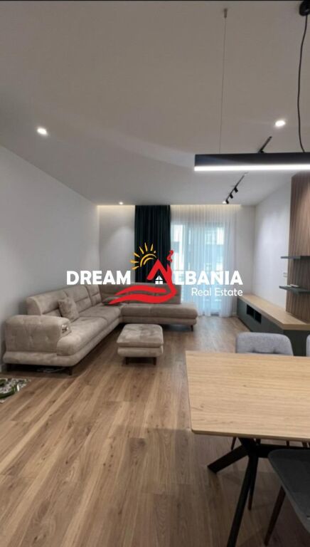 Affittasi appartamento moderno presso l'ex campo di aviazione (ID 42215519)