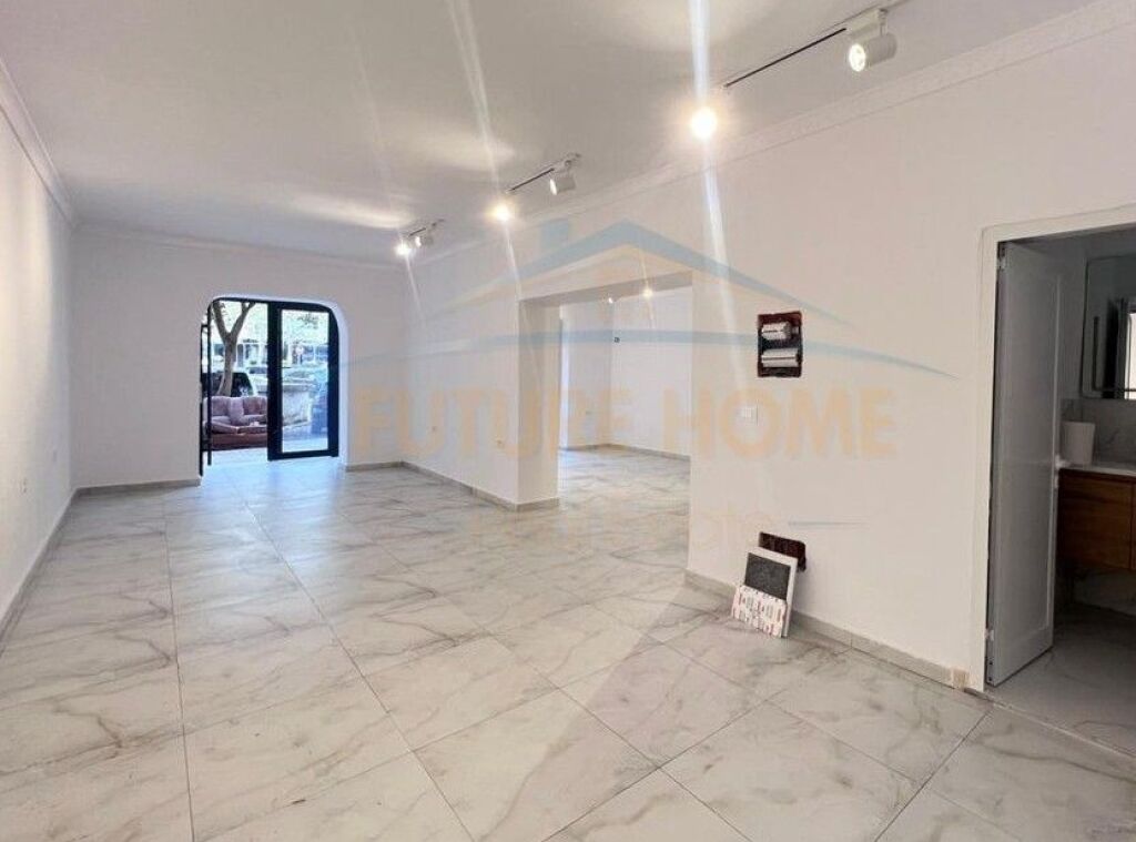 Affitto, Locale Commerciale, Xhamllik, Tirana