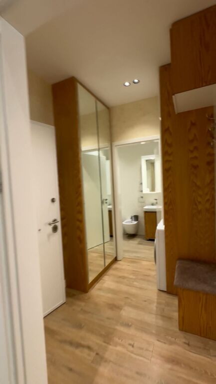 🏡 Apartament 1+1 me Qira – Kompleksi Kontakt