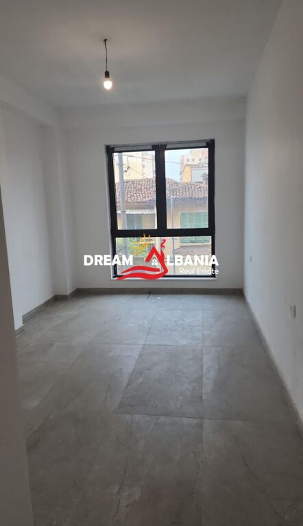 Business Premises for Rent between Myslym Shyri Street and Kavaja Street (ID 42611421)