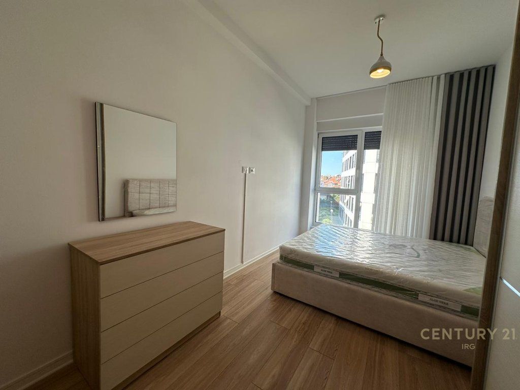 Apartament 1+1 tek Kompleksi Magnet !