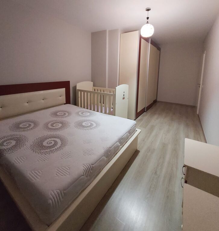Vendesi in vendita Appartamento 2+1+2 in Via 5 Maji – Palazzi Areela