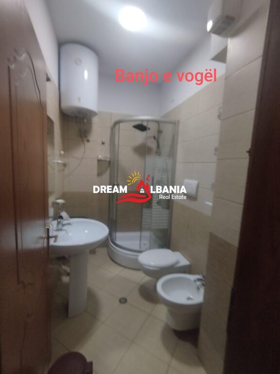 Apartament 2+1 me Qira në Rrugën Islam Alla në Tiranë (ID 42215520)