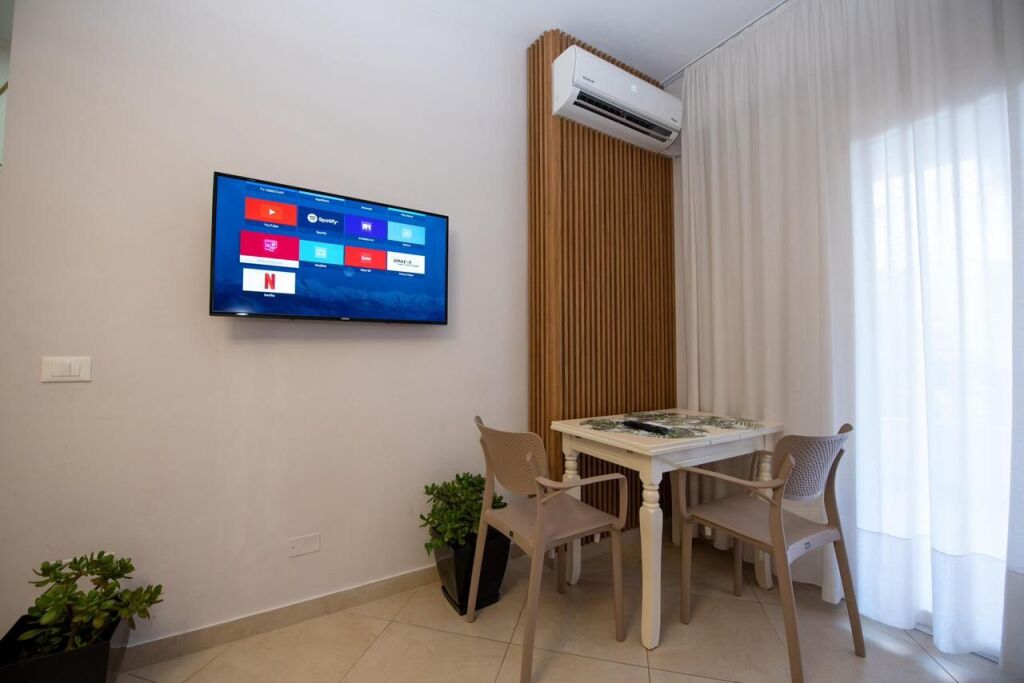 For Sale: 1+1 Apartment With Side Sea View, Cold Water, Vlore
