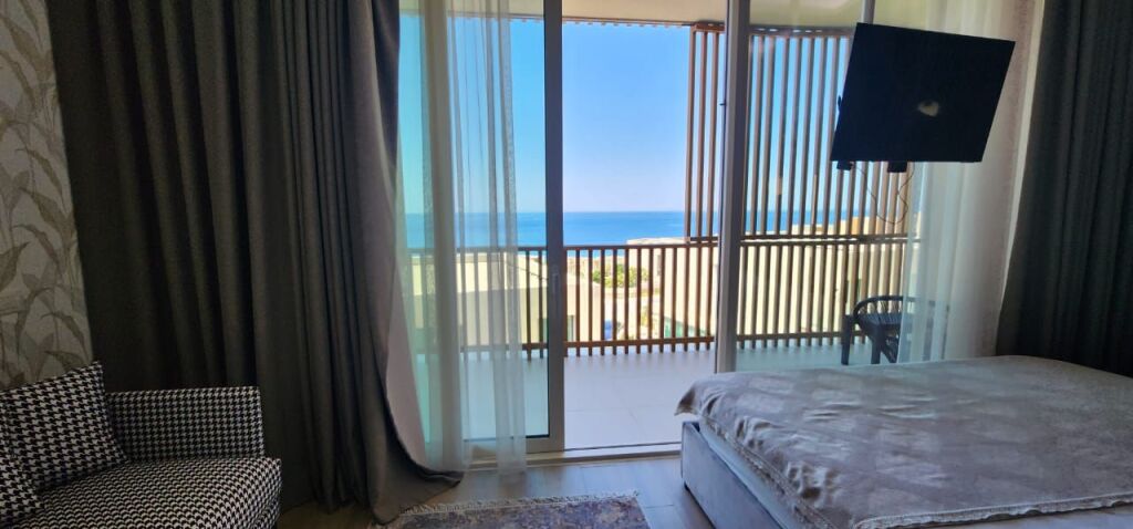 LUXURY VILLA AT 📍 GREEN COAST 1