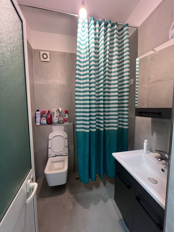 APARTAMENT 2+1 +2 Blloku i Vilave Selite, Rruga Isuf Elezi