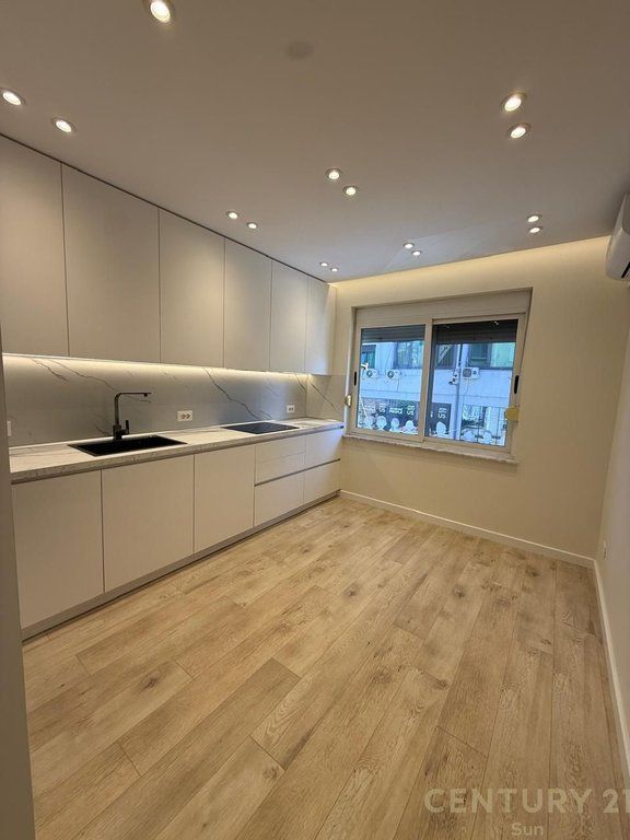 Apartment 3+1 For Rent , Barrikadave Street