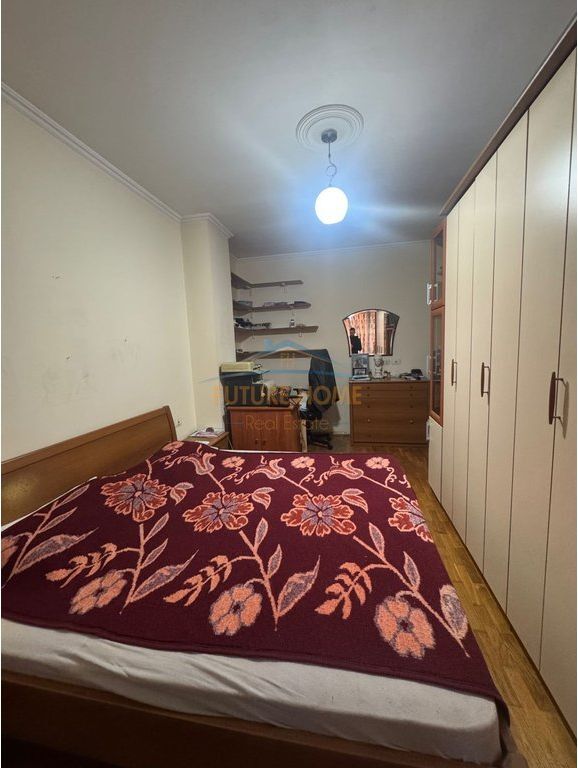 Qera,Apartament 3+1+2+Post Parkimi,Rruga e Bogdanëve, Tiranë