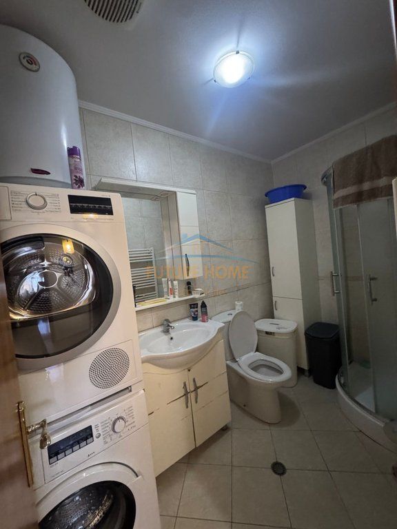 Qera,Apartament 3+1+2+Post Parkimi,Rruga e Bogdanëve, Tiranë