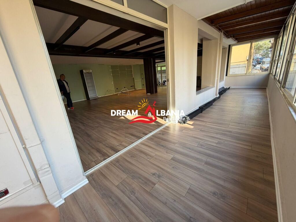 Locale commerciale negozio in affitto al Liqeni i Thate, via Eduart Mano (ID 42711020)