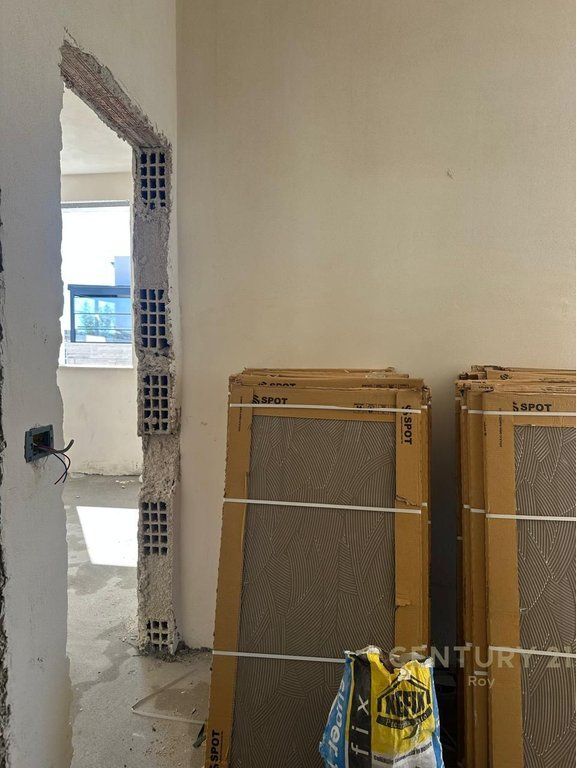 Attico 2+1 in vendita a Golem, Durrës - 300.000€ | 75 m² + 137m2 Veranda Vista Mare!