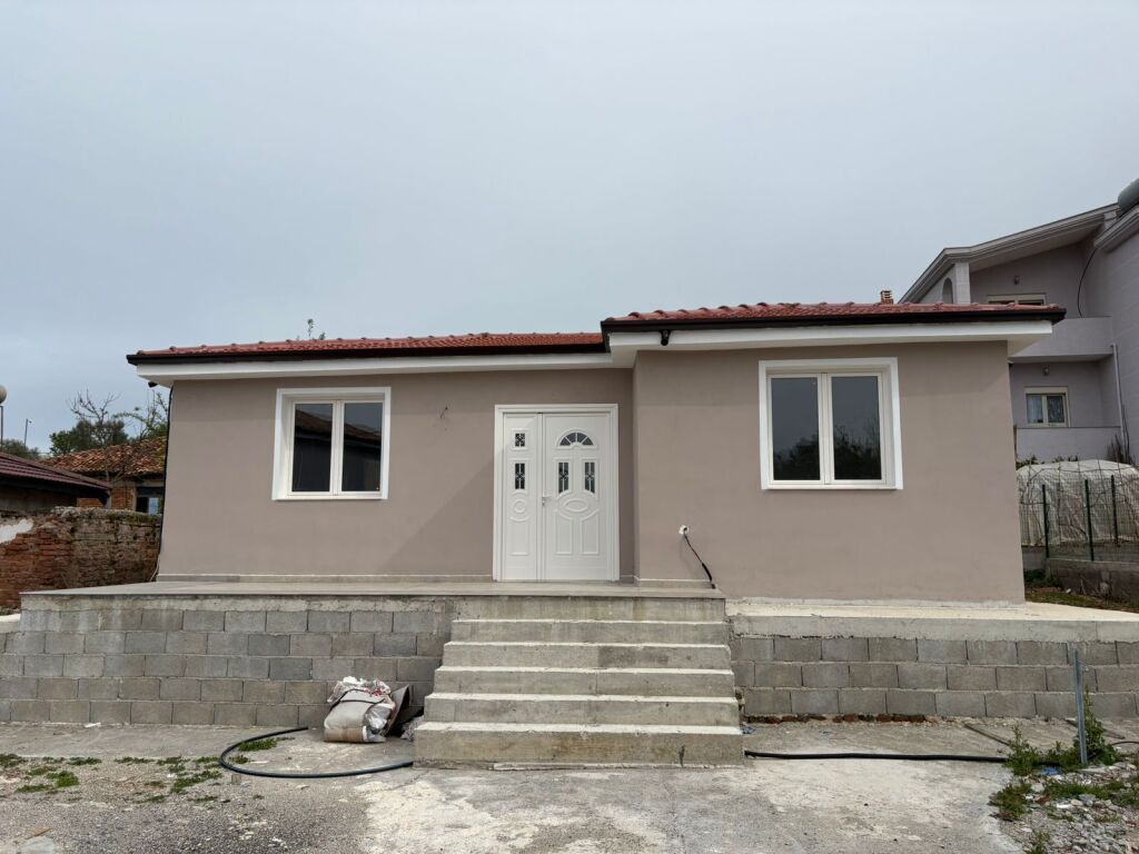 Casa privata in vendita – Armath, vicino al Golfo di Lalëz
