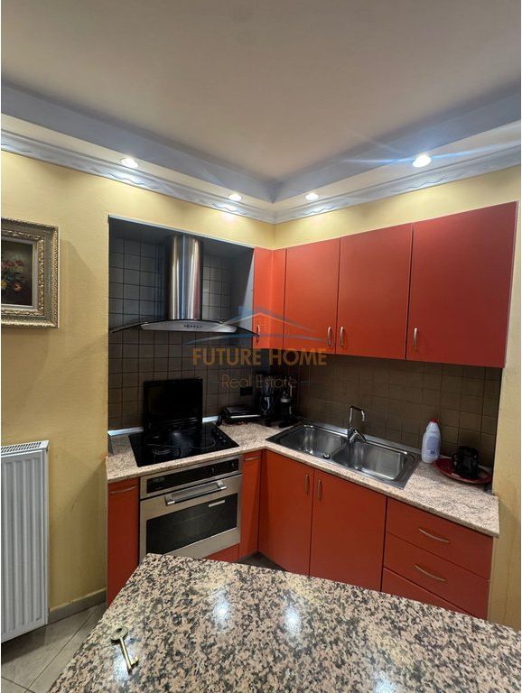 Qera,Apartament 3+1+2+Post Parkimi,Rruga e Bogdanëve, Tiranë