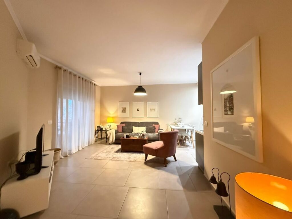 Residence Kodra e Diellit 1, Selling super apartment 1+1