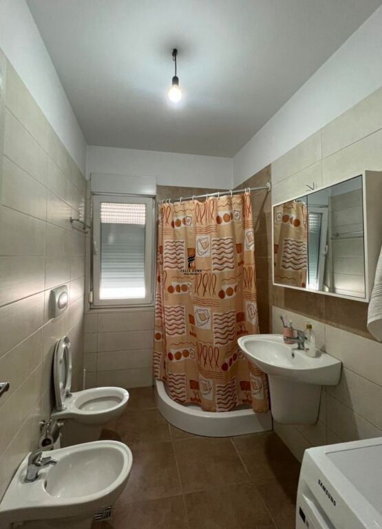 APARTAMENT ME QERA 1+1 21 DHJETORI 60.000 LEKE FH-67916