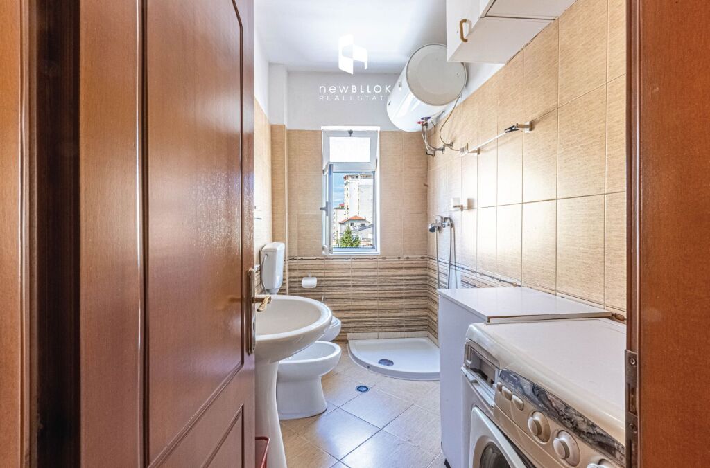 🌟 In vendita: 2+1 nel Cuore di Tirana (📍Piazza Skanderbeg – Via Fortuzi) 74m² NETTI, 🔥179,000€ 🔥 4° Piano Planimetria Perfetta --  