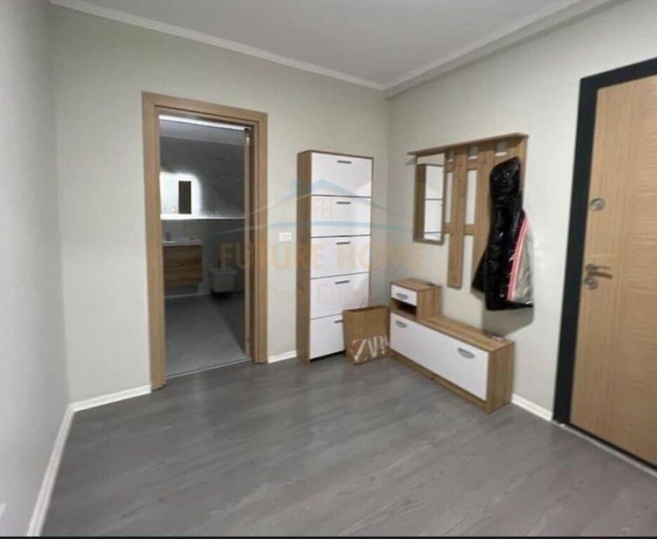 Affitto, Appartamento 1+1, Via 5 Maggio, Tirana.