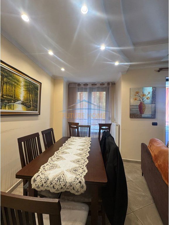 Qera,Apartament 3+1+2+Post Parkimi,Rruga e Bogdanëve, Tiranë