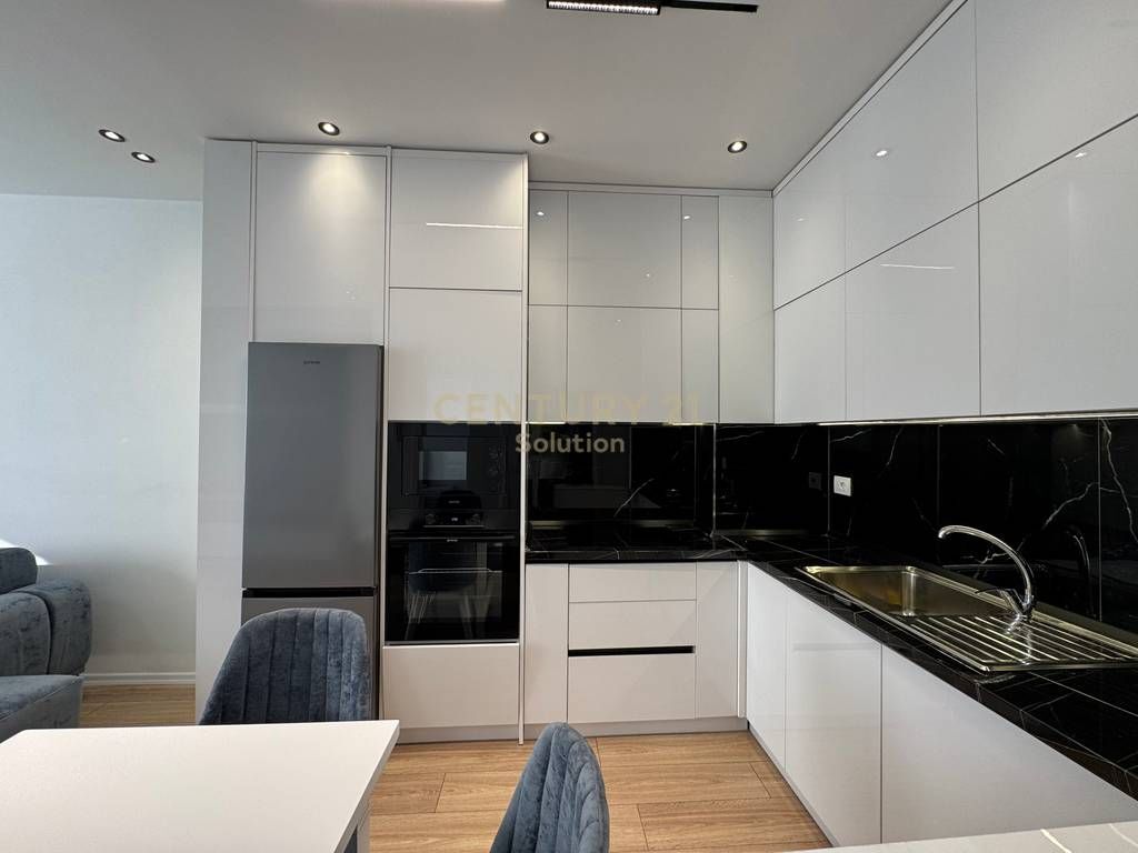 Apartment 1+1 with parking for rent in Urban Gate.