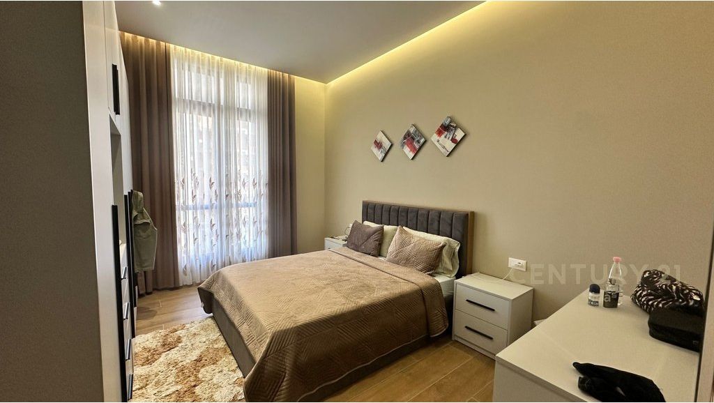 Apartment 2+1+2 for rent at the Botanical Garden! 800 € /Month