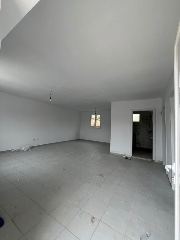 Casa privata in vendita – Armath, vicino al Golfo di Lalëz