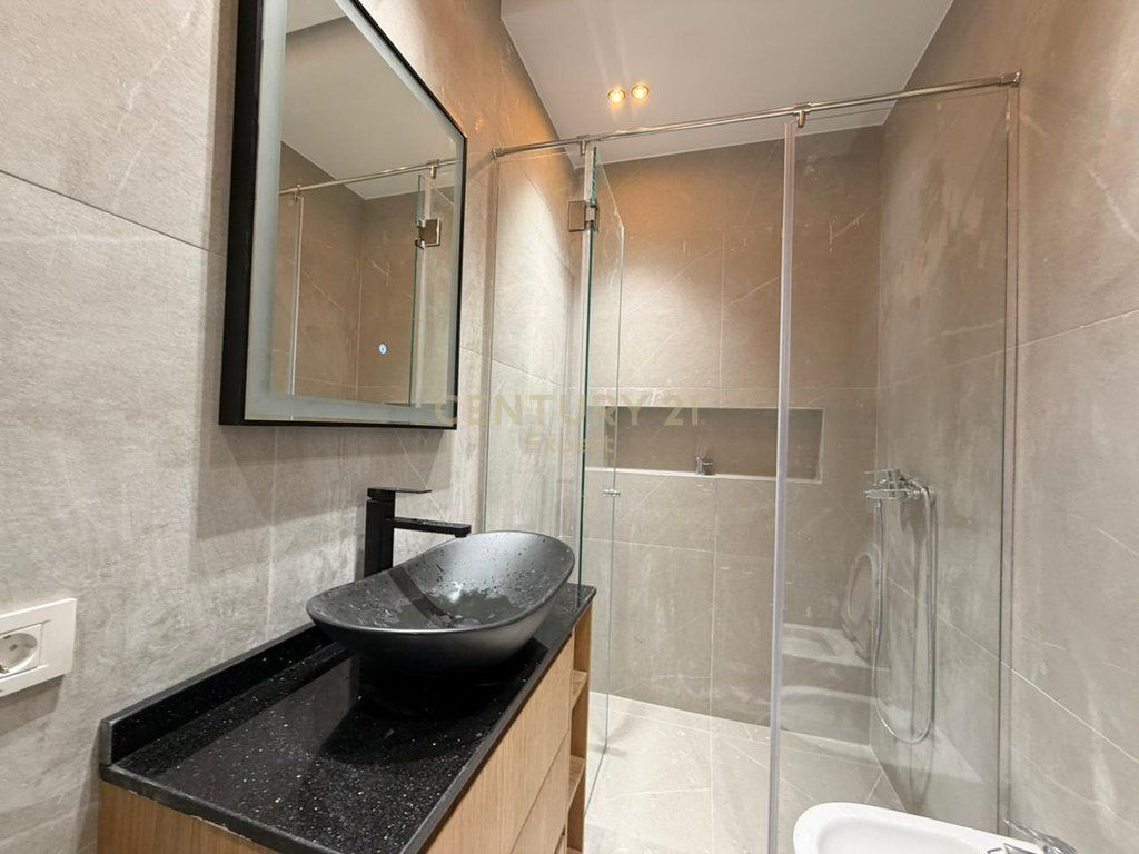 For rent 2+1+2 apartment with parking space at Golden Tower, on Mine Peza Street, Tirana