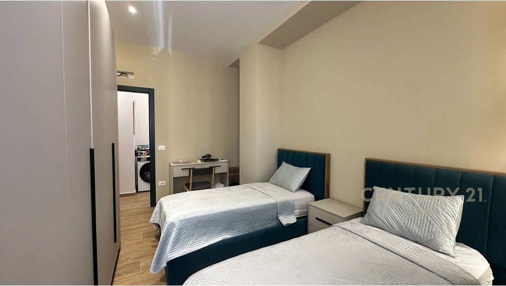 Apartment 2+1+2 for rent at the Botanical Garden! 800 € /Month