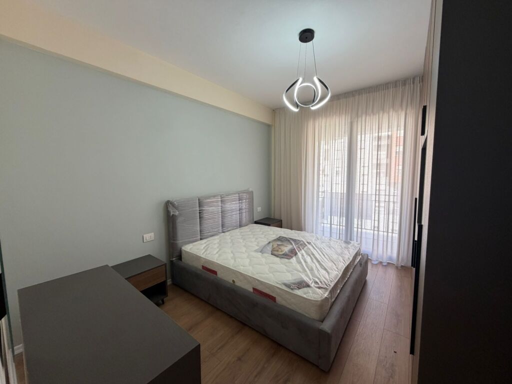 🏡 In affitto 1+1 + 🅿️ – Astir, Complesso Urban Gate💶 53.000 lek/mese