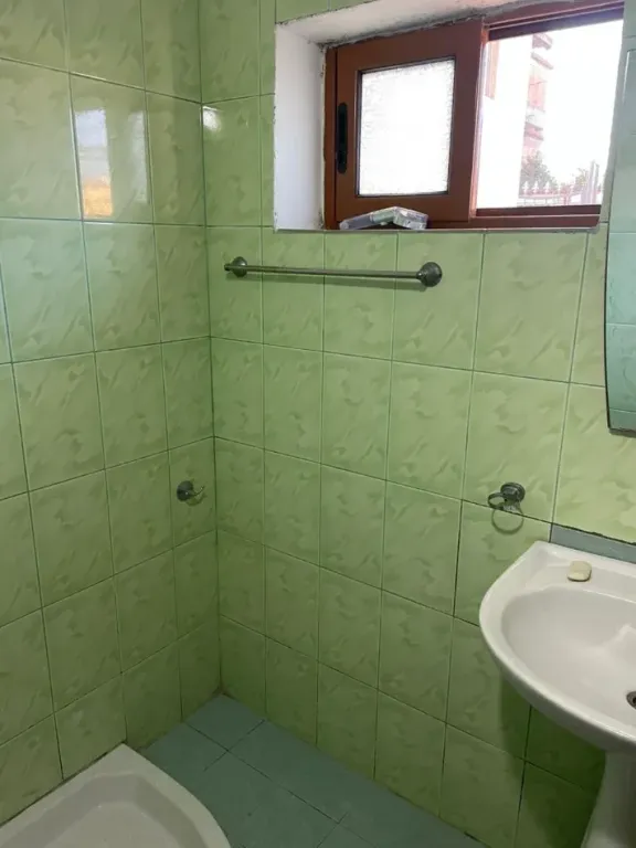 Shtepi private 1+1 me qera prane Spitalit Amerikan 3