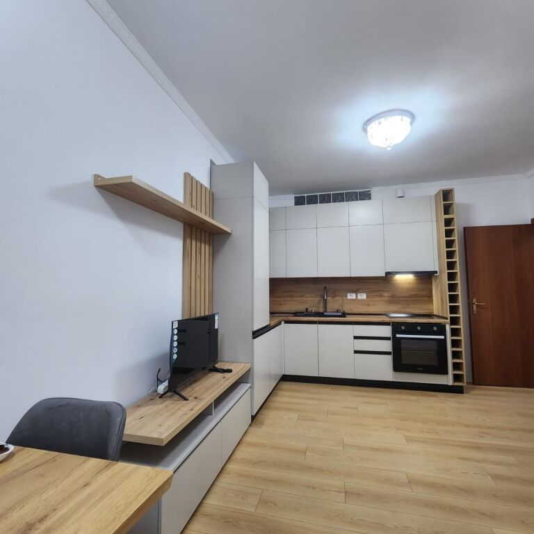 JEPET ME QERA APARTAMENT 1+1-FRESK