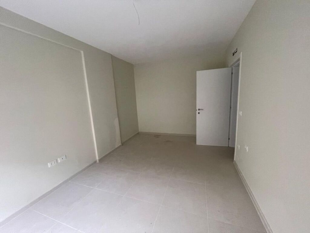 APPARTAMENTO 1+1 IN VENDITA - SCUOLA ROSSA / PAZARI RI