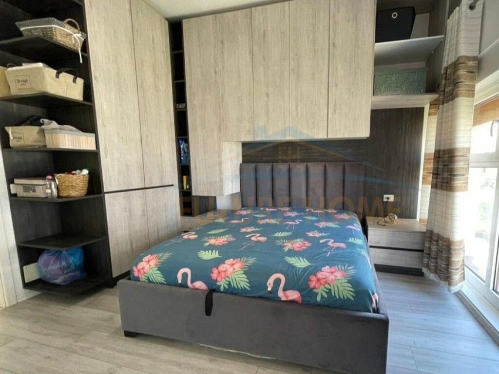 For sale, Apartment 2+1+2, Mangalem Complex, Tirana.