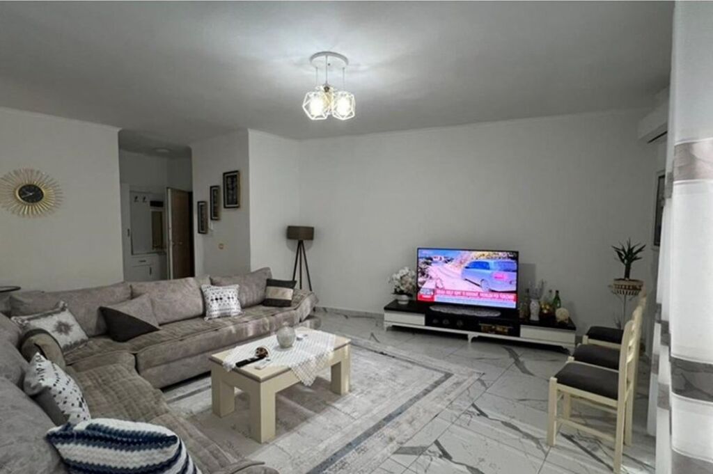 Apartment 2+1+2 for sale in Fresk