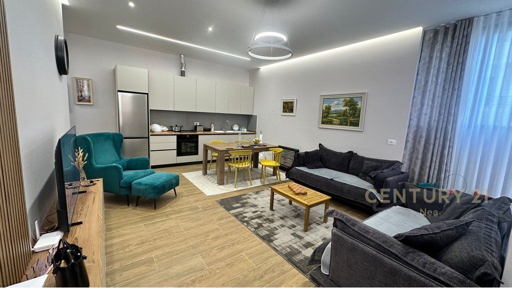 Apartment 2+1+2 for rent at the Botanical Garden! 800 € /Month