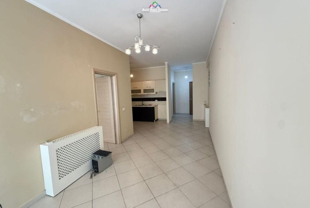 Appartamento In Vendita 1+1 Vicino a Komuna e Parisit (ID B110563) Tirana
