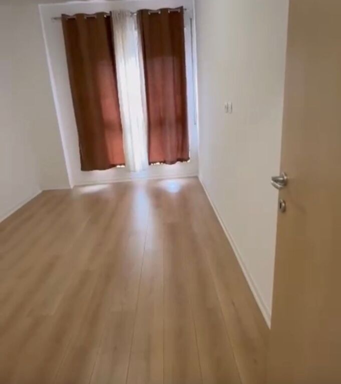 Apartament 2+1 me qira tek 5 Maji