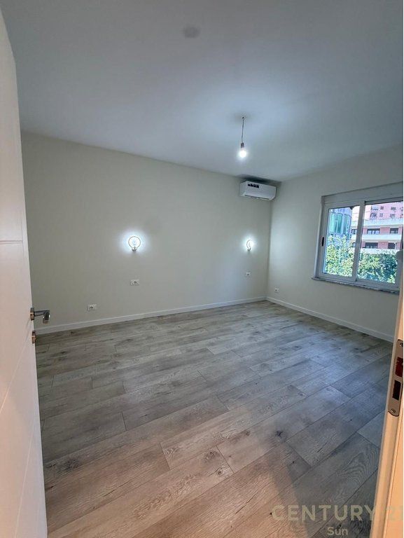 Apartment 3+1 For Rent , Barrikadave Street