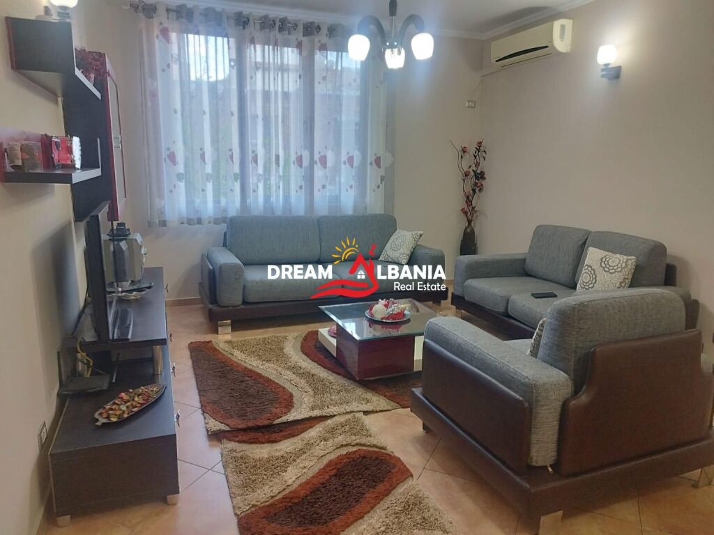 Apartament 2+1 me Qira në Rrugën Islam Alla në Tiranë (ID 42215520)