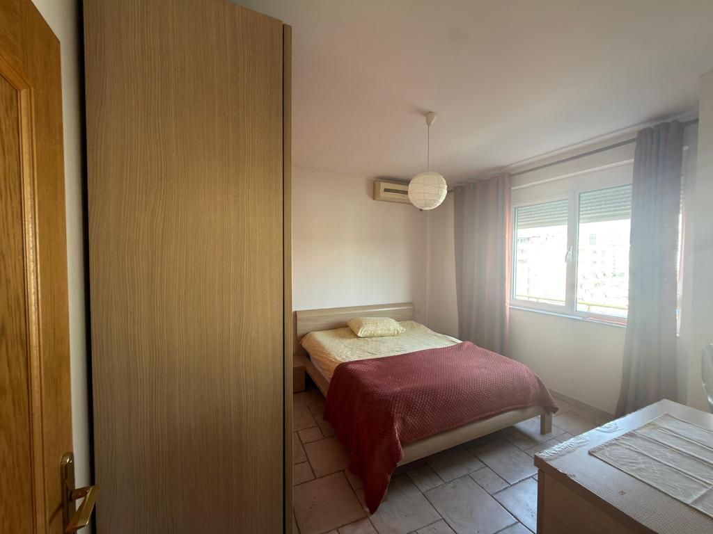 Sheshi Willson, Shesim Apartament 2+1 Me Verande