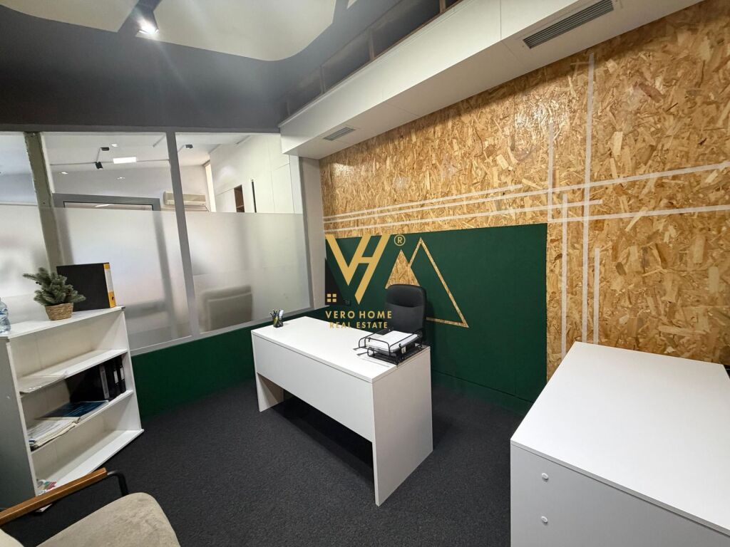 SHARED OFFICE SPACE FOR RENT AT MYSLYM SHYRI 20,000 LEKE