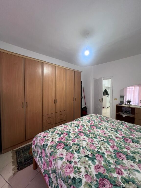 APARTAMENT 2+1 +2 Blloku i Vilave Selite, Rruga Isuf Elezi