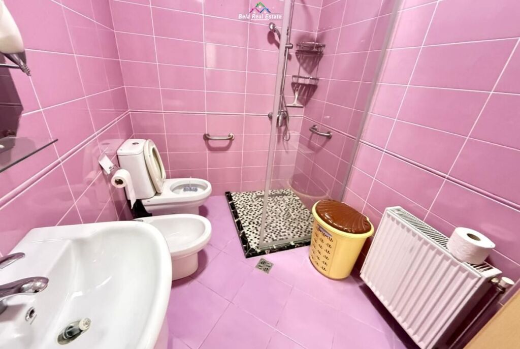 Appartamento In Vendita 1+1 Vicino a Komuna e Parisit (ID B110563) Tirana