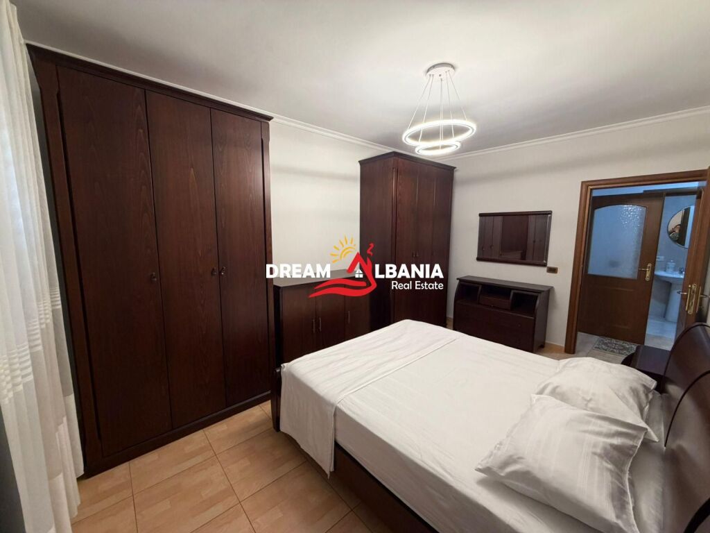 Jepet me qera apartament 2+1+2 tek 21 Dhjetori prane Joenes (ID 42215521)