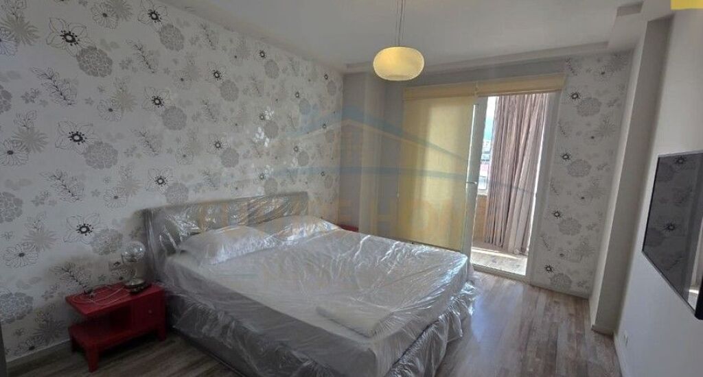 In vendita, Appartamento 2+1+2, Blocco delle Ville Selitë, Tirana