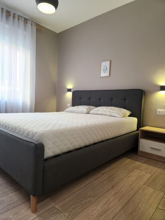 Apartment for Rent 1+1 at 21 Dhjetori (ID B211206) Tirane
